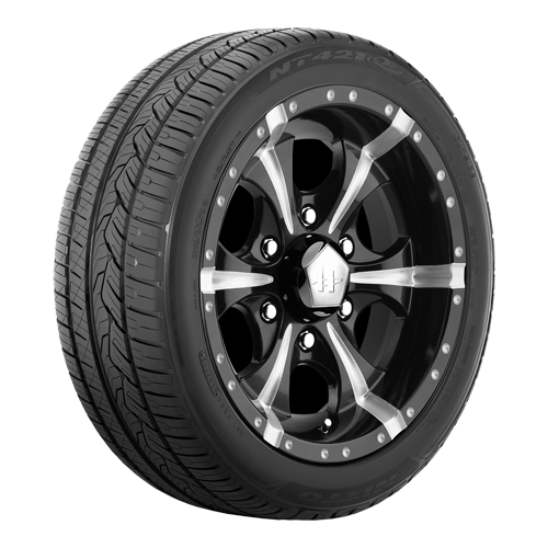 Unbeatable Nitto NT-421Q 235/65R17 108 H 640-A-A Tires - Upgrade Your Ride Now!