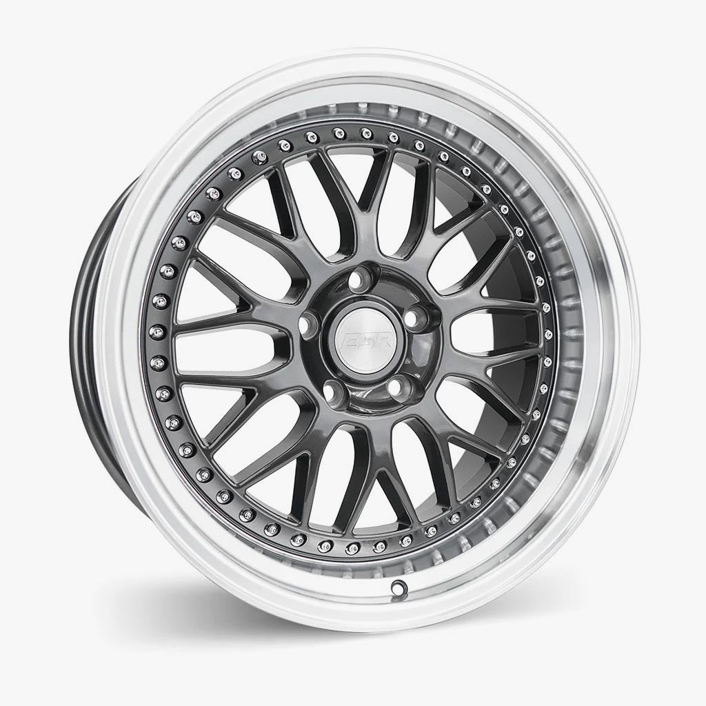 ESR SR01 18x9.5 5x120 Custom Drill ET35 Gunmetal Machined Lip Wheels - Upgrade Your Ride Now!